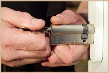 Elite Locksmith Services Burlington, MA 781-222-3156 Elite Locksmith Services Burlington, MA 781-222-3156 - 1-locksmiths